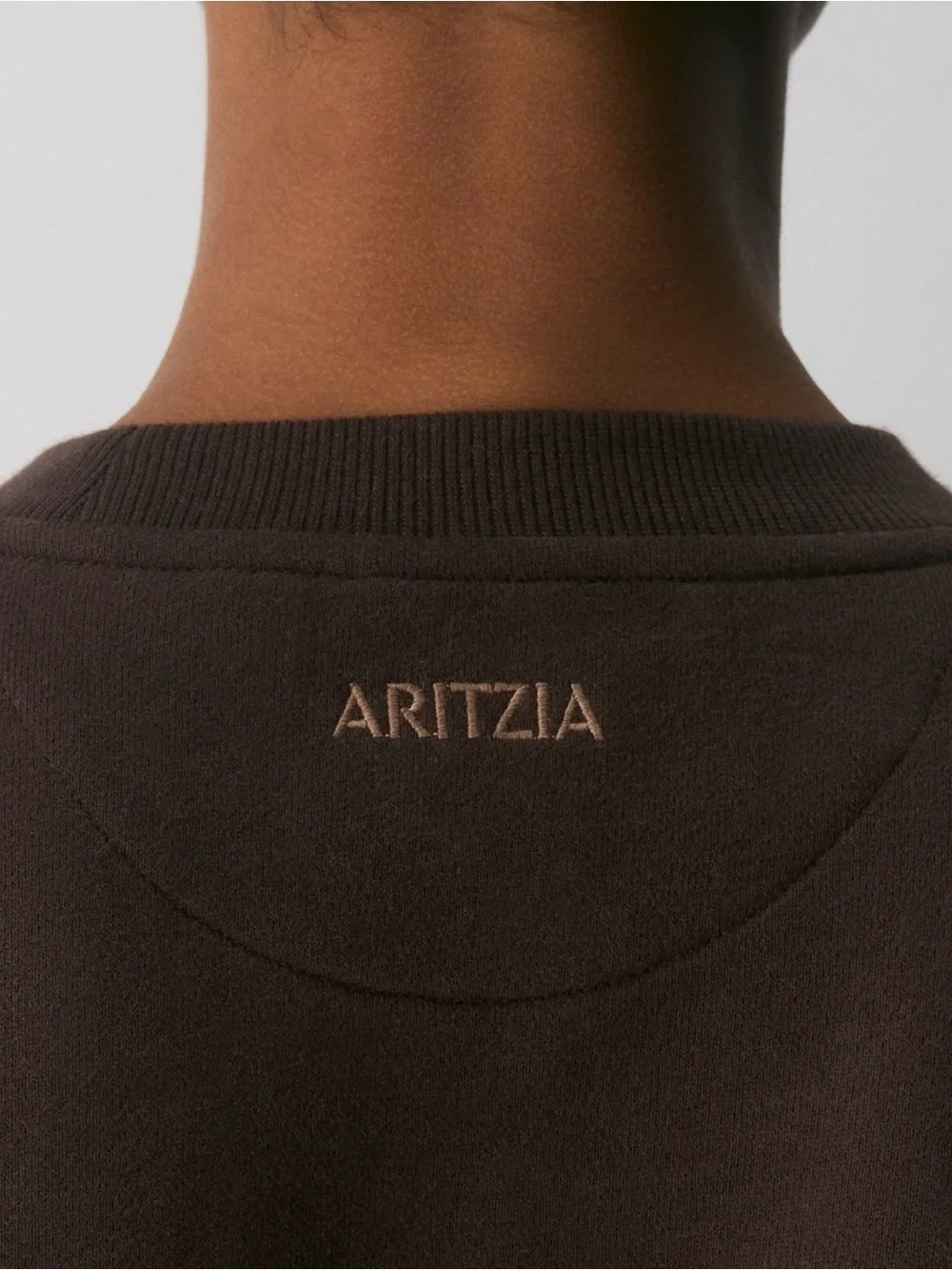 NWOT Aritzia Perfect Crew Sweatshirt - Picture 6 of 8